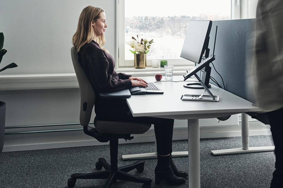 Vad är ergonomi? – och varför det är viktigt i arbetslivet